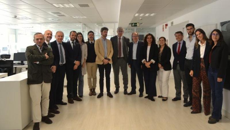 Foto do presidente do Consello cos maxistrados asistentes á xornada